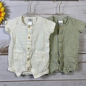 H&M Baby Organic Cotton Muslin Romper 2 Pack bundle Cream Sage Green NB 1-2M